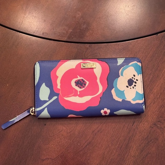 Kate Spade large multicolor floral zip around Wallet EUC - Picture 1 of 13
